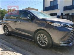 تۆیۆتا سیانا